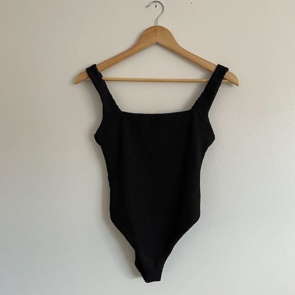 NWT Show Me Your Mumu The Scrunch One Piece Black Swimsuit Sz Small - Picture 4 of 10